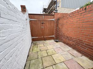 Photo 13- click for photo gallery